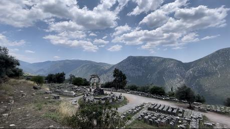 Delfos Delfos. Elena Cue