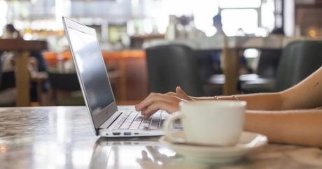 Viajar y trabajar: Claves para el éxito como nómada digital Viajar y trabajar: Claves para el éxito como nómada digital