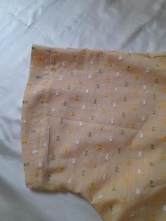 CAMISOLA PARA UN BAÑADOR CAMISOLA PARA UN BAÑADOR