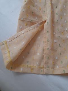 CAMISOLA PARA UN BAÑADOR CAMISOLA PARA UN BAÑADOR