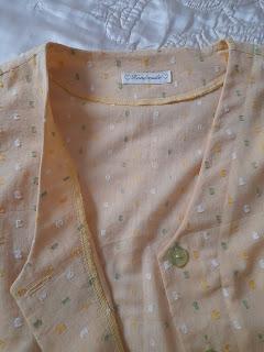 CAMISOLA PARA UN BAÑADOR CAMISOLA PARA UN BAÑADOR