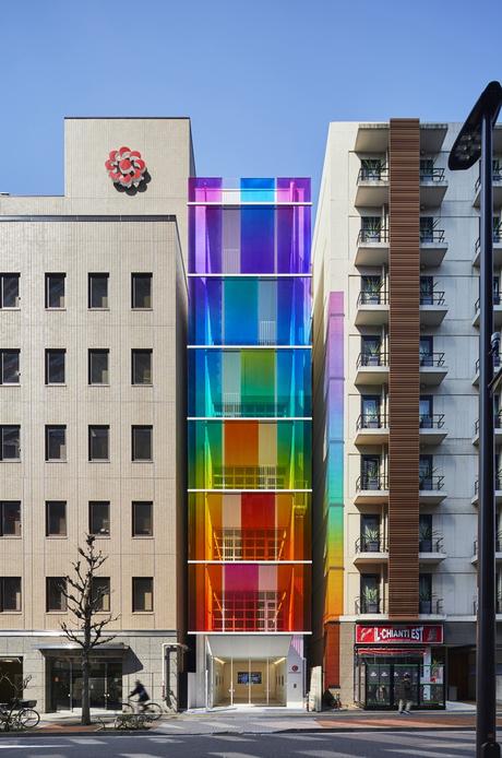 Vertical Rainbow, Tokio / Sako Architects