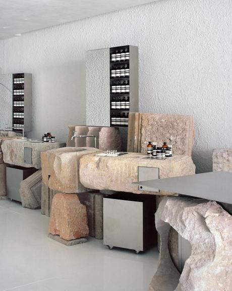 Aesop: Anastilosis creativa