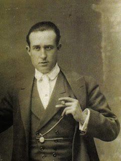 El poema de cada día. Hoy, La nacencia, de Luis Chamizo (1894-1945) El poema de cada día. Hoy, La nacencia, de Luis Chamizo (1894-1945)