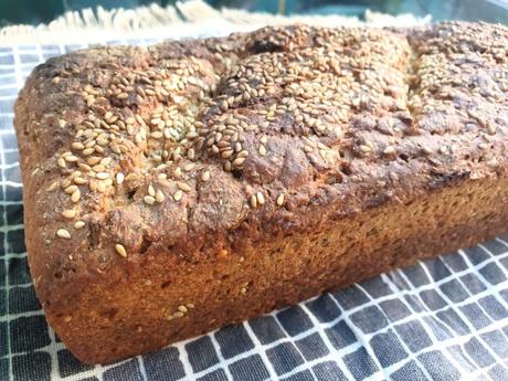 Pan de semillas al estilo alemán [Reinhart]