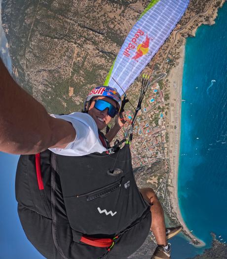 Víctor «Bicho» Carrera se sube al podio y se queda con el Bronce en el Acro World Tour Victor Carrera_ Acro Red Bull