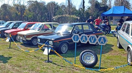 Domingo de sol y autos históricos en Expo Auto Argentino 2024