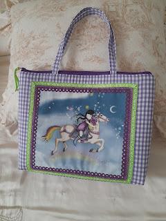 BOLSA GORJUSS Y DELANTAL CON CUADROS VICHY COLOR MORADO *RETO RMB*