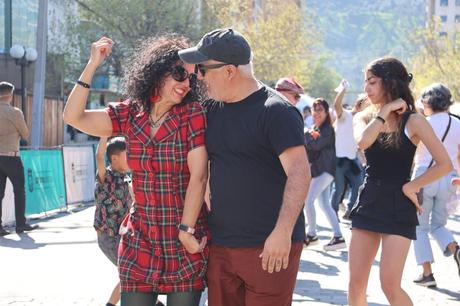 Providencia con la Asociación Gremial Barrio Manuel Montt celebrará las Fiestas Patrias con Sabores del Mundo a la Chilena Pareja cueca