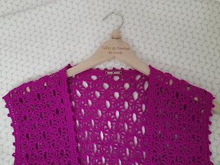 CHALECO CON FLECOS & DIA INTERNACIONAL DEL CROCHET