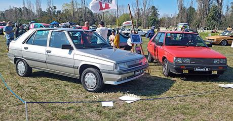 Stands de la decimotercera edición de Expo Auto Argentino Stands de la decimotercera edición de Expo Auto Argentino