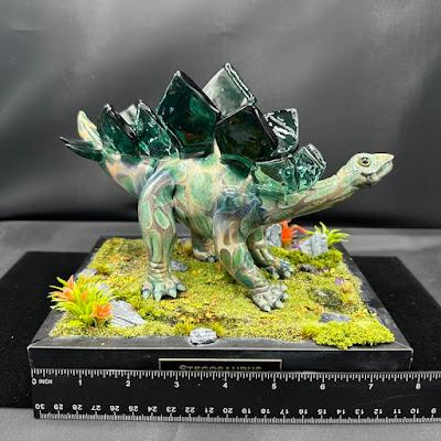 El Mesozoico de vidrio soplado de David White