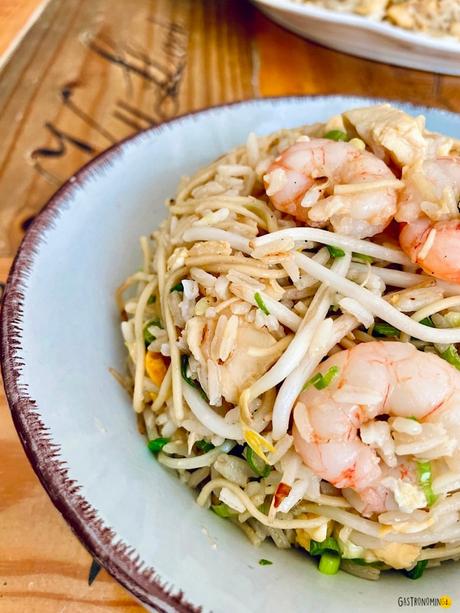 Aeropuerto, el arroz frito que nace de la fusión e ingenio