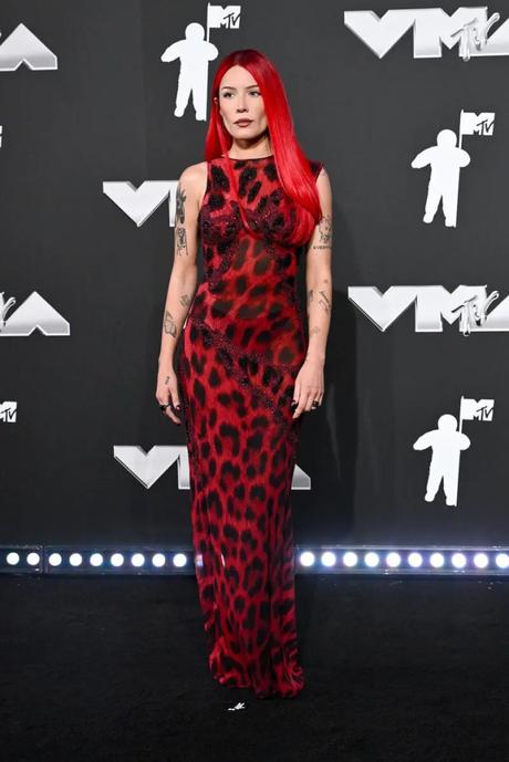 Deslumbrantes momentos en la alfombra roja de los VMAs 2024