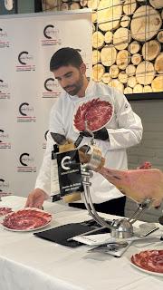 EL RESTAURANTE LATXASKA ETXEA PRESENTA EL NUEVO JAMÓN DE BELLOTA 100% RAZA IBÉRICA DE DEHESA CASABLANCA