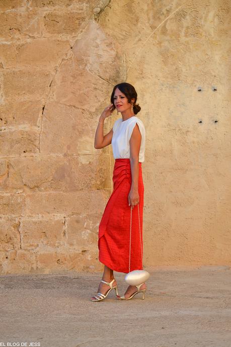 RED SKIRT