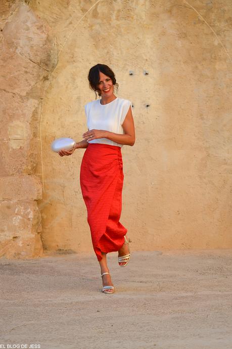RED SKIRT