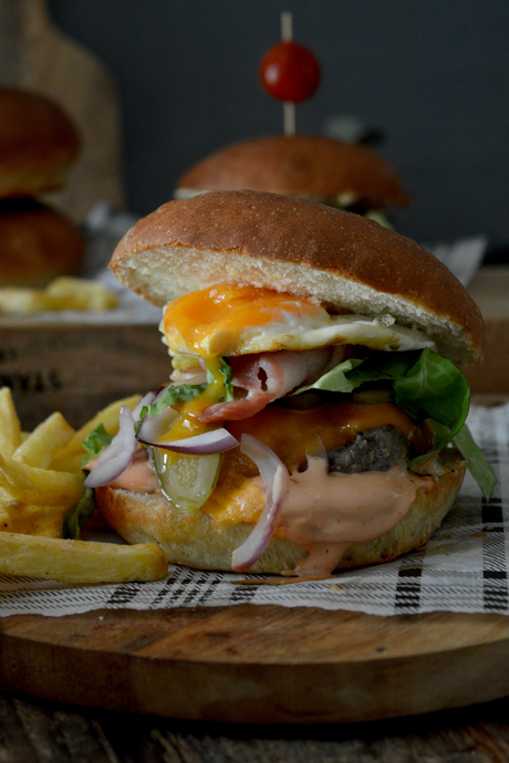 Cómo Hacer la Mejor Cheeseburger con pan casero {#RetoInternationalDay} como-hacer-la-mejor-cheeseburger-con-pan-casero