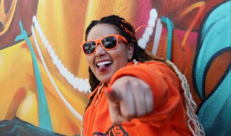 Hendrix y Francis Carolina se unen para cantarle a ‘Juliana’ a ritmo de cumbia, reguetón y afro-fusión Hendrix y Francis Carolina se unen para cantarle a ‘Juliana’ a ritmo de cumbia, reguetón y afro-fusión