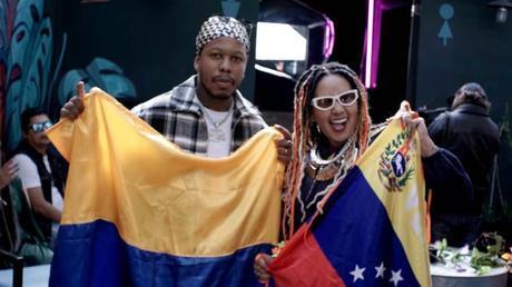 Hendrix y Francis Carolina se unen para cantarle a ‘Juliana’ a ritmo de cumbia, reguetón y afro-fusión Hendrix y Francis Carolina se unen para cantarle a ‘Juliana’ a ritmo de cumbia, reguetón y afro-fusión