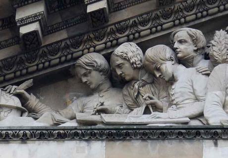 Ciencia andalusí en la Plaza del Panteón (París)