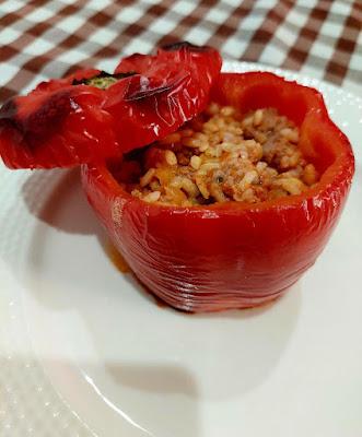 BAJOQUES FARCIDES  (PIMIENTOS RELLENOS)