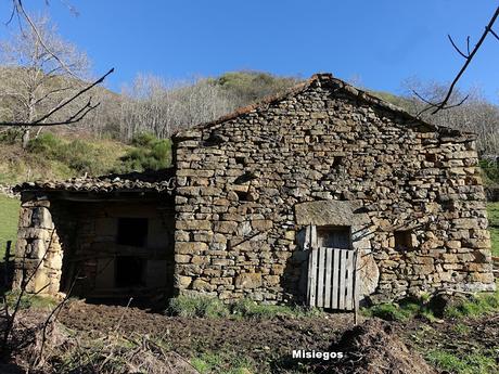 Alto San Lorenzo-La Mirandieḷḷa-La Pena l´Home-Brañieḷḷa