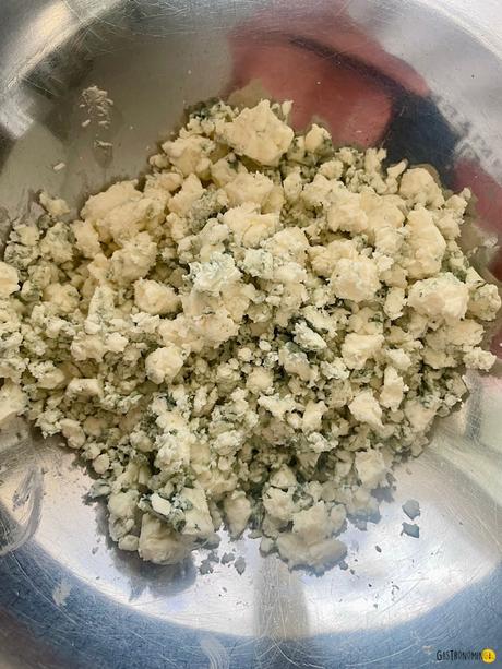 Aderezo cremoso de queso azul para ensaladas y más Aderezo cremoso de queso azul para ensaladas y más
