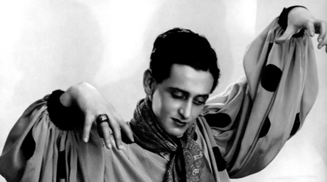 Los tres países y dos exilios de Miguel de Molina, el artista de la copla al que no se reconoció como víctima del franquismo