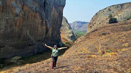 ANGOLA: LAS CATARATAS CALANDULA Y PEDRAS NEGRAS ANGOLA: LAS CATARATAS CALANDULA Y PEDRAS NEGRAS