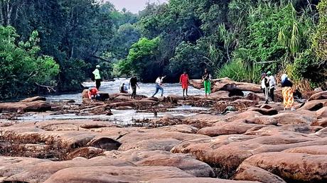 ANGOLA: LAS CATARATAS CALANDULA Y PEDRAS NEGRAS ANGOLA: LAS CATARATAS CALANDULA Y PEDRAS NEGRAS