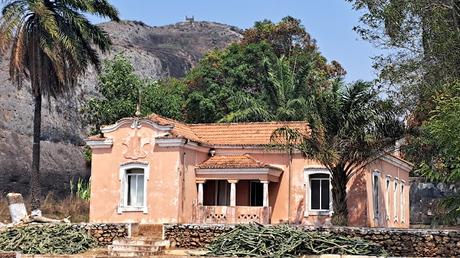 ANGOLA: LAS CATARATAS CALANDULA Y PEDRAS NEGRAS ANGOLA: LAS CATARATAS CALANDULA Y PEDRAS NEGRAS