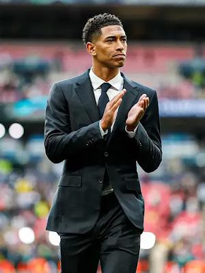 Zegna y Real Madrid Zegna Real Madrid, colección Zegna y Real Madrid, colaboración Zegna Real Madrid, moda y fútbol, Zegna sastrería, Real Madrid moda, lujo y deporte, estilo Real Madrid, Zegna trajes Real Madrid, moda masculina de lujo, Vini, Mbappe,