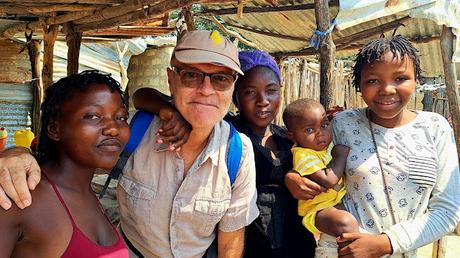 ANGOLA: LAS ETNIAS MUHILA Y MUCUBAL EN LOS MERCADOS ALREDEDOR DE CHIBIA ANGOLA: LAS ETNIAS MUHILA Y MUCUBAL EN LOS MERCADOS ALREDEDOR DE CHIBIA