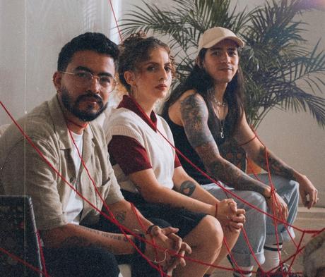 Asuntos Pendientes y De Bruces a Mí presentan ‘Mala Suerte’: Un viaje emocional a través del Reggae moderno