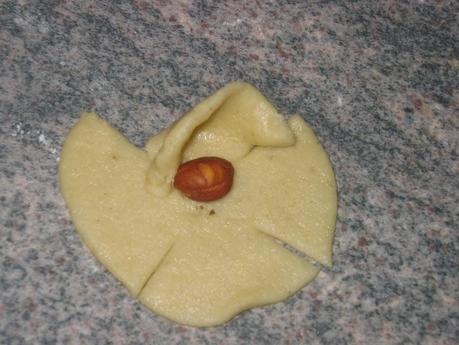 Flores fáciles con nueces Flores fáciles con nueces