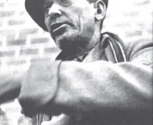 Foto hecha a hurtadillas de Casimiro Municio Casimiro Municio, el verdugo de vida gris