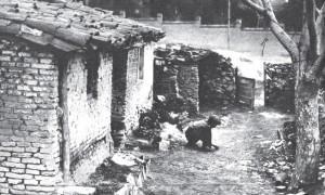 Casa de Casimiro Municio en la Elipa, frente al cementerio de la Almudena. Año 1930 Casimiro Municio, el verdugo de vida gris