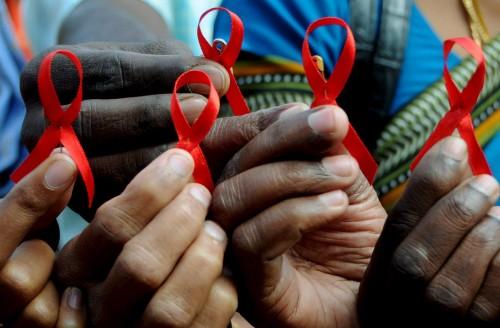 Colombia ratifica derechos de personas con VIH