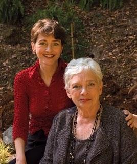 La sociedad literaria y el pastel de piel de patata de Guernsey. Mary Ann Shaffer y Annie Barrows.