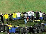 Brasil prohibe `orar, cultos´ dentro fuera cancha