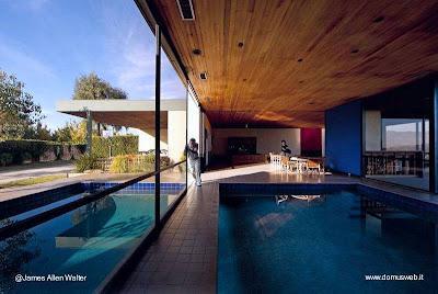 Casa californiana de arquitectura moderna.