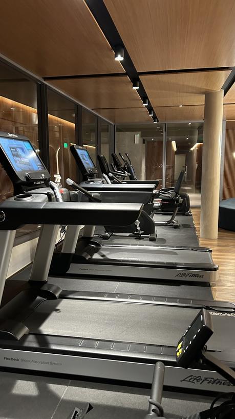 Amenities en edificio Alma Duc, Montevideo / Estudio CLAVE