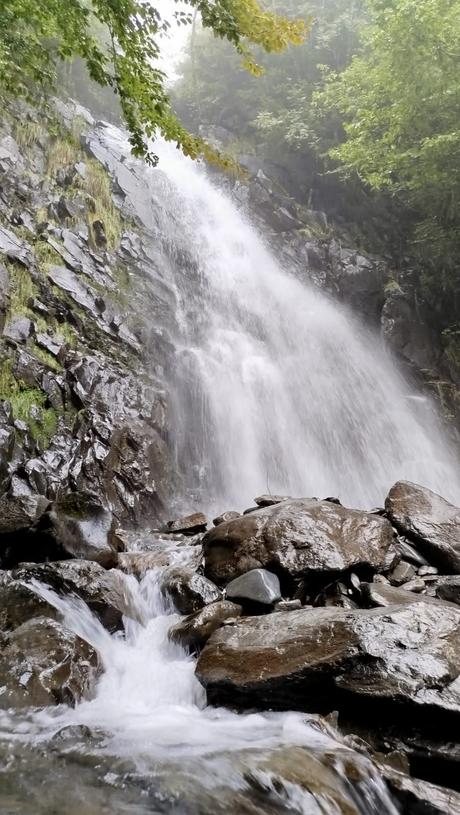 Ruta circular por Artiga de Lin: Uelhs deth Joèu y Saut de Pomèro | Valle de Arán