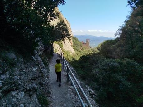 Itinerario por el Camí de Sant Miquel y el descenso por el Pas dels Francesos | Serra de Montserrat