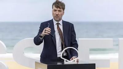 Paso histórico contra la tauromaquia… y “Tardes de soledad”.