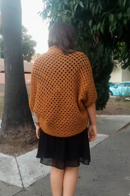 COLECCIÓN CHÉSTER, SHRUG Colección chéster, shrug