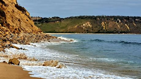 ANGOLA: LA BAHÍA DE CABO LEDO