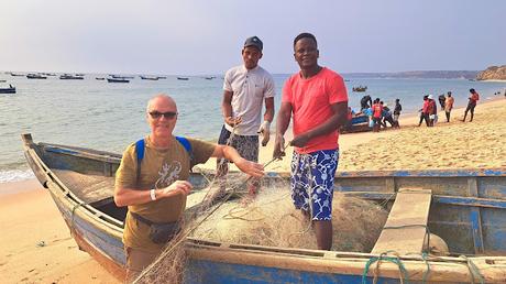 ANGOLA: LA BAHÍA DE CABO LEDO ANGOLA: LA BAHÍA DE CABO LEDO
