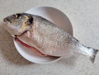 DORADA AL HORNO DORADA AL HORNO